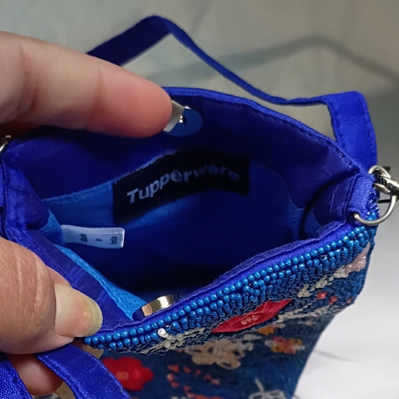Tupperware Blue Floral Mini Crossbody Bag - Picture 4 of 5